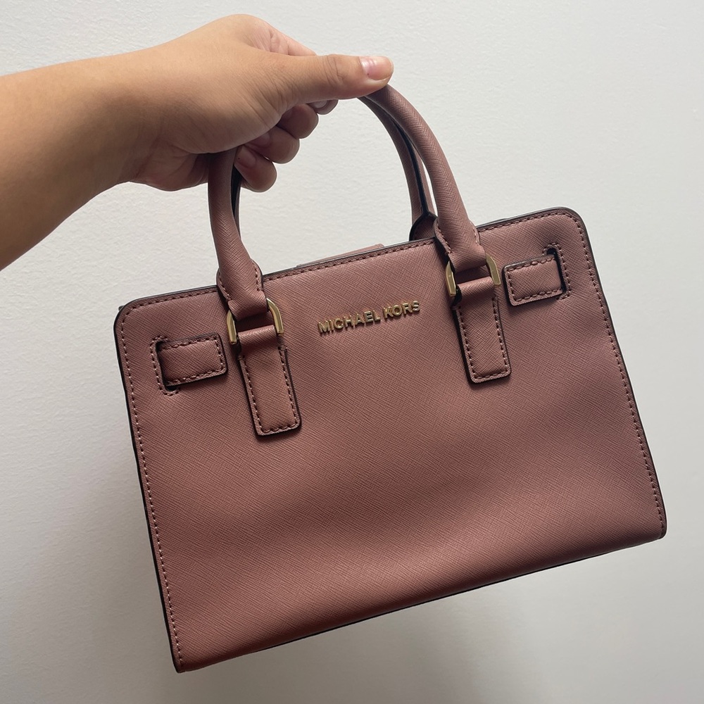 Michael Kors- Crossbody Dillian Satchel in Dusty Rose Pink With Long Straps